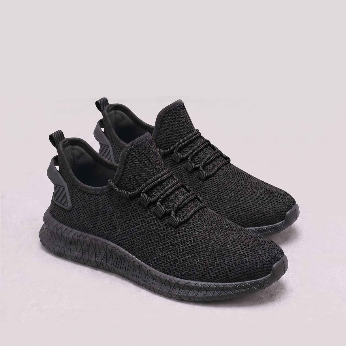 Arkadiusz | Lekkie męskie sneakersy z siateczki z elastycznym sznurowaniem | Rokishi