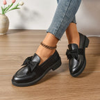 Aleksandra | Damskie buty wsuwane (slip-on) na platformie, z okrągłym noskiem i ozdobnym węzłem | Rokishi
