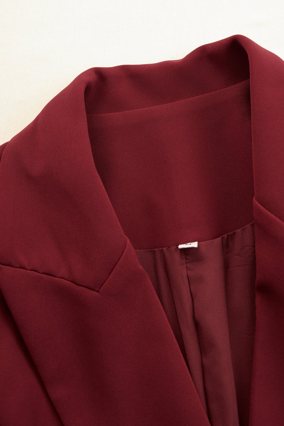 Jadwiga | Damska sukienka typu blazer z dekoltem w serek, elegancki model midi | Rokishi