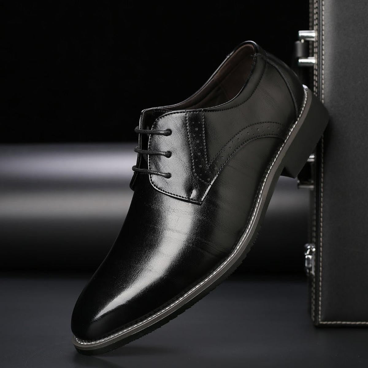 Borys | Klasyczne męskie buty skórzane sznurowane, eleganckie oksfordy | Rokishi
