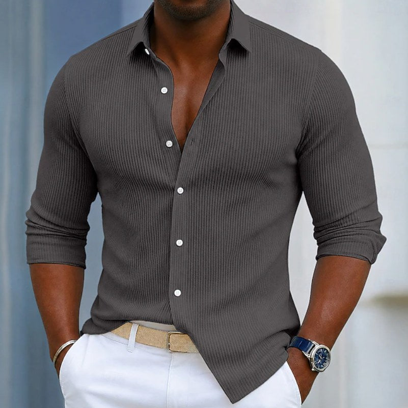 Konrad | Męska koszulka Henley o kroju slim fit, z fakturą i nowoczesnym dekoltem kopertowym | Rokishi