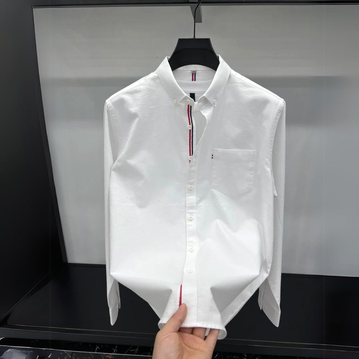 Łukasz | Męska koszula Oxford typu button-down z długim rękawem w stylu smart-casual | Rokishi